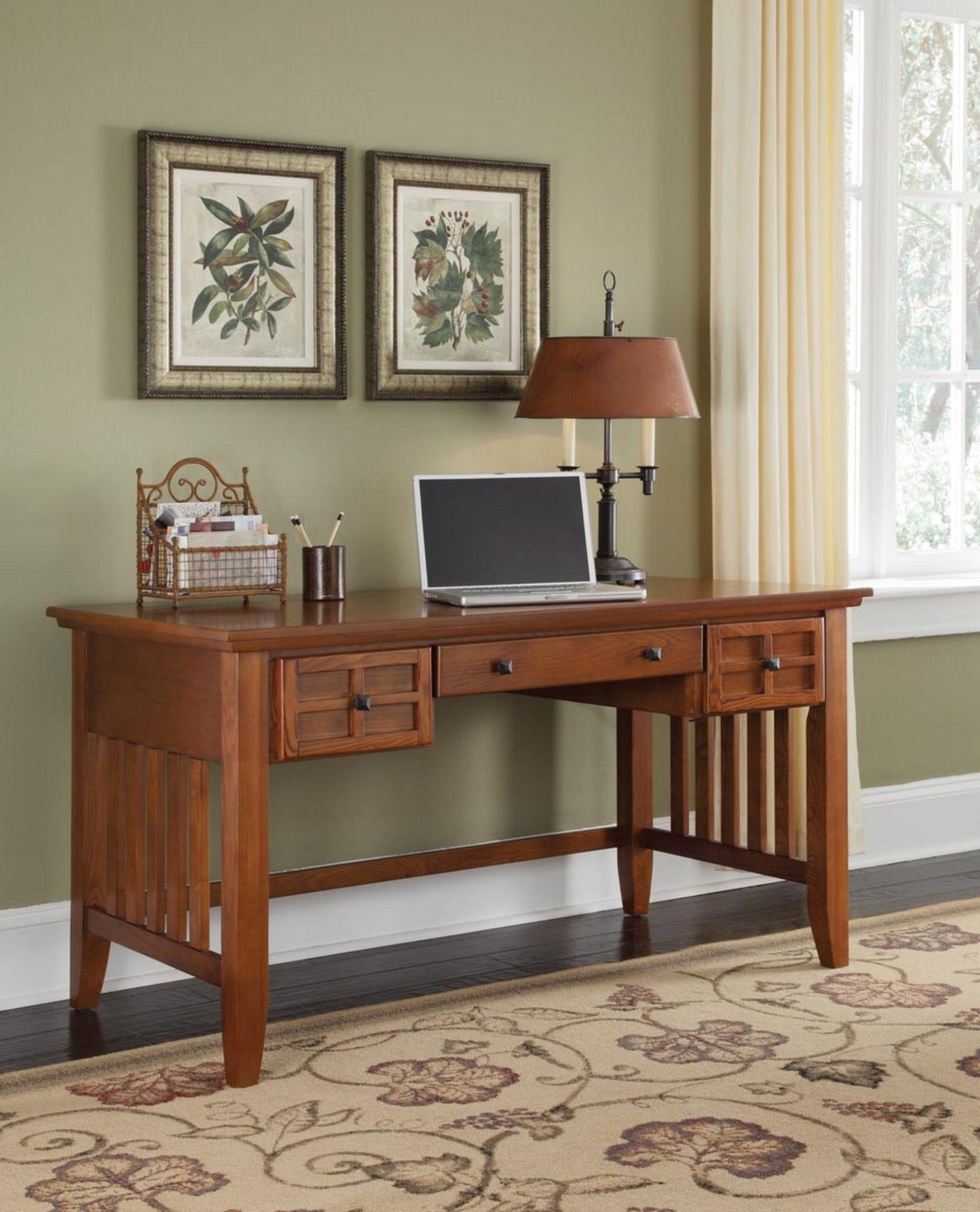 Lloyd - Executive Desk