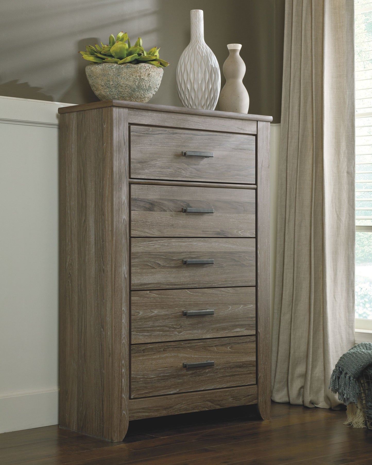 Zelen - Warm Gray - Five Drawer Chest