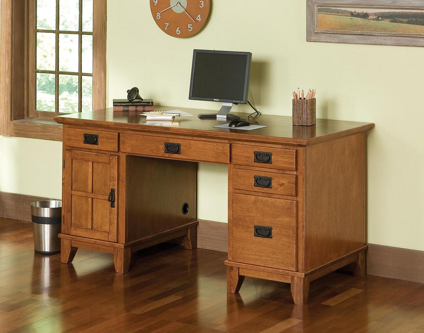 Lloyd - Pedestal Desk