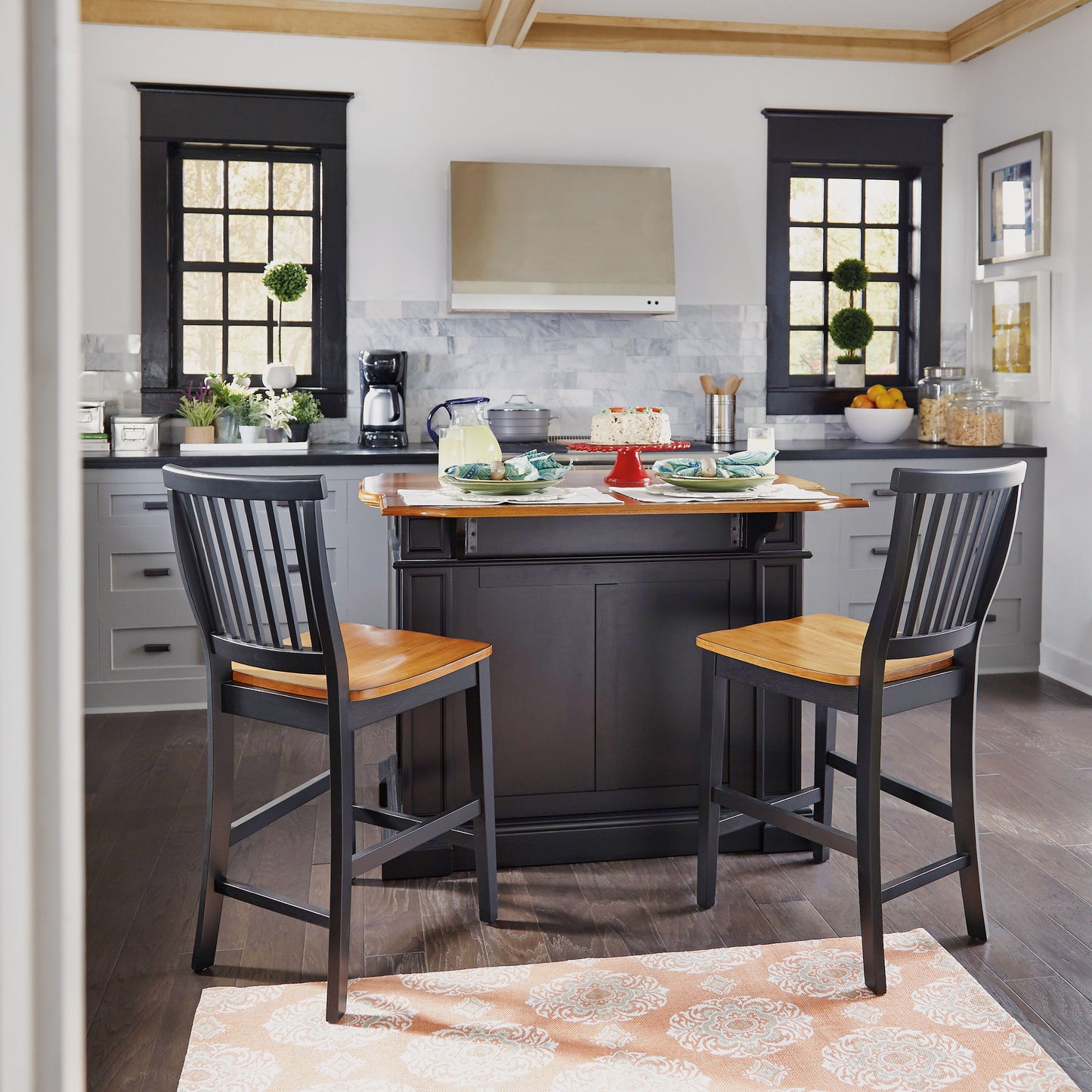 Montauk - Traditional - Kitchen Island Set